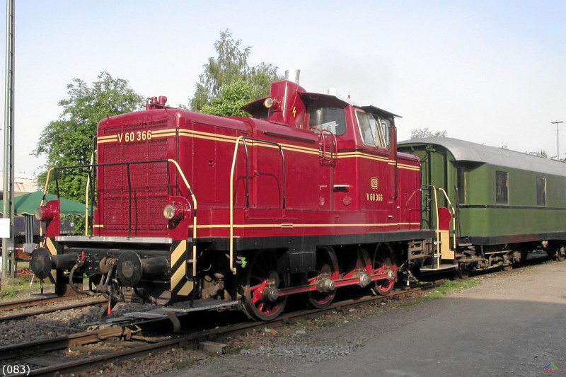 Bahn 083.jpg - Lok 360 366-9 in der ursprünglichen Lackierung als V 60 im Eisenbahnmuseum Heilbronn.